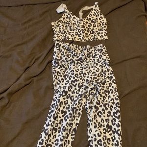 Aerie Active Set Leggings and Sports Bra
